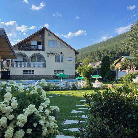 Usadba Tatarchik Hotel Tatariv Kültér fotó